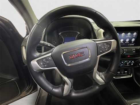 Used 2020 GMC Terrain SLT image 12