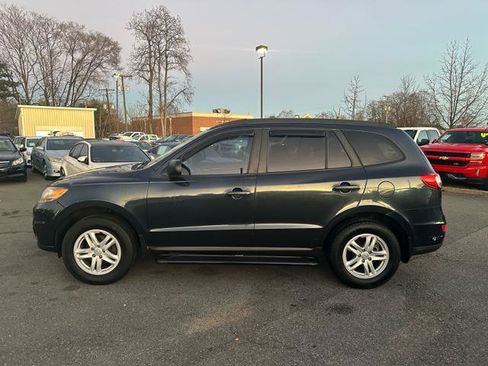 Used 2010 Hyundai Santa Fe GLS image 8