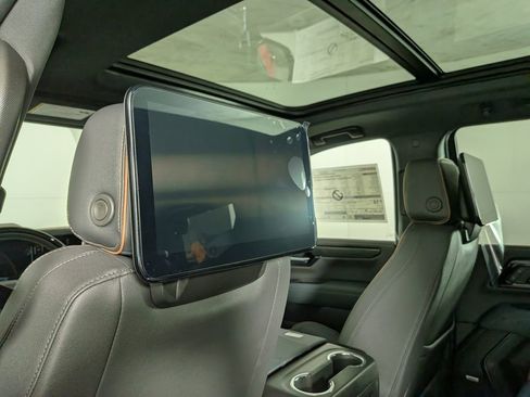 New 2026 GMC Yukon AT4 w/ AT4 Premium Plus Package image 37