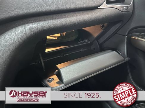 Used 2021 Jeep Cherokee Latitude Lux AWD/4WD image 31