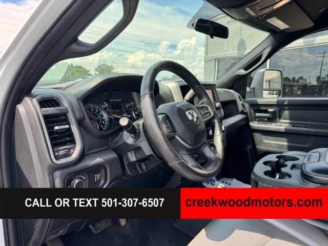 Used 2024 RAM 5500 Tradesman w/ Chrome Appearance Group AWD/4WD image 8