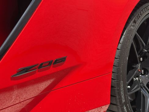 Used 2024 Chevrolet Corvette Z06 RWD image 34