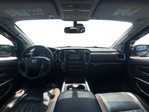 Used 2017 Nissan Titan Platinum Reserve RWD image 15