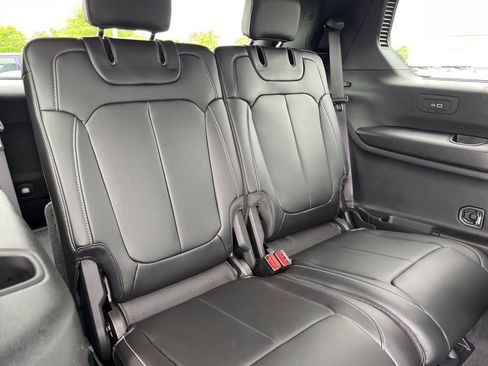 New 2026 Jeep Grand Cherokee L Limited AWD/4WD image 47
