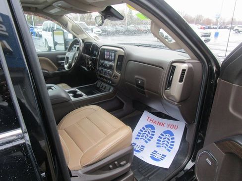 Used 2018 GMC Sierra 2500 Denali image 25