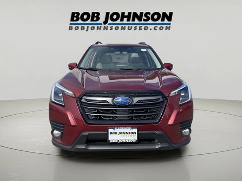 Used 2023 Subaru Forester Limited image 2
