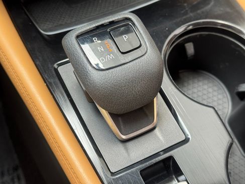 Used 2021 Nissan Rogue Platinum FWD image 29