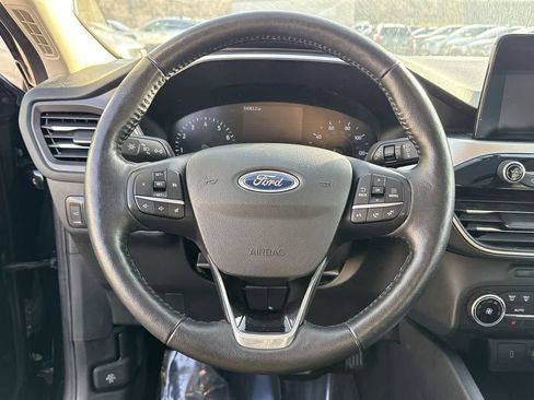 Used 2020 Ford Escape SEL image 21