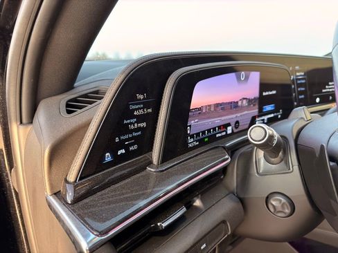 Used 2023 Cadillac Escalade Sport image 29