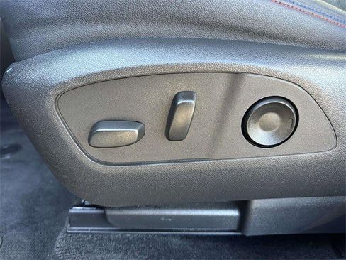 Certified 2024 Chevrolet Blazer EV RS image 28