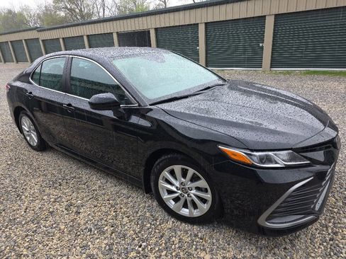 Certified 2023 Toyota Camry LE FWD image 8