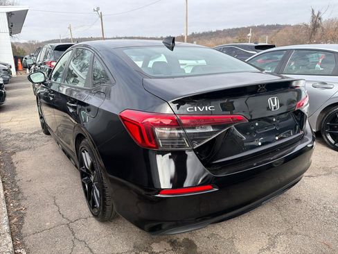 Used 2023 Honda Civic Sport image 12