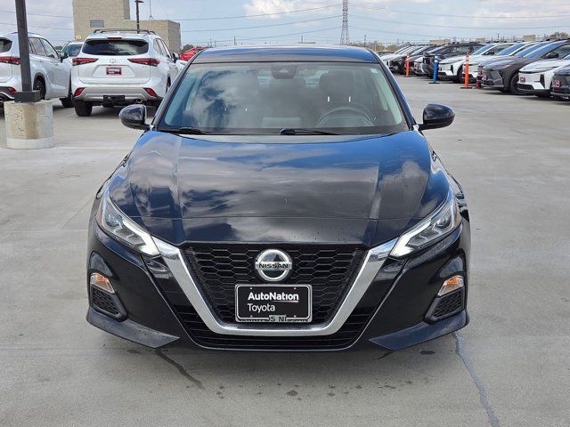 Used 2021 Nissan Altima 2.5 SV FWD image 2