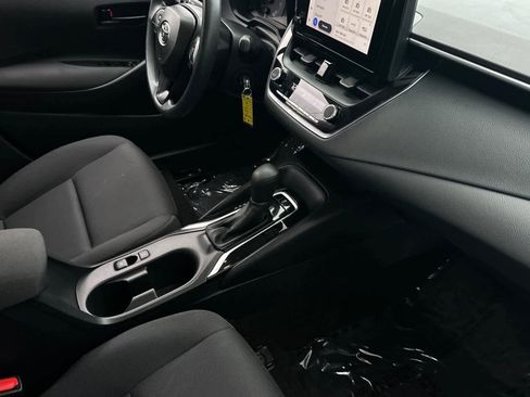 Used 2023 Toyota Corolla LE image 18