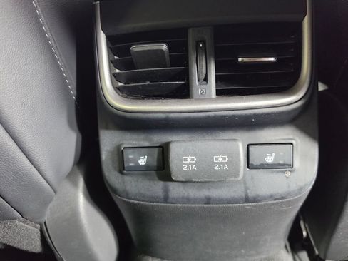 Used 2021 Subaru Outback Limited AWD/4WD image 17