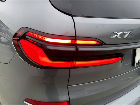 Used 2026 BMW X7 xDrive40i image 14