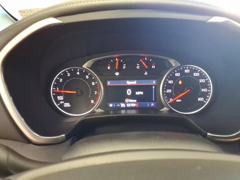 Used 2021 Chevrolet Blazer LT w/ Sound & Technology Package FWD image 15