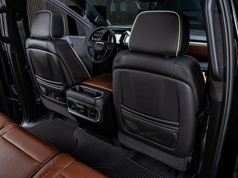 Used 2025 GMC Sierra 2500 Denali Ultimate w/ Max Trailering Package AWD/4WD image 33