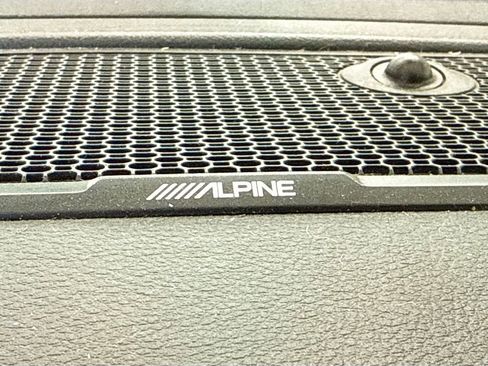 Used 2021 RAM 3500 Laramie w/ Night Edition image 11