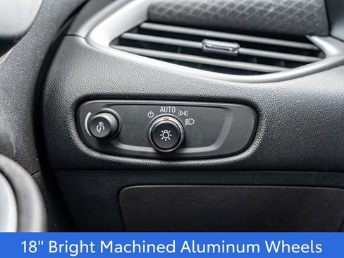 Used 2023 Chevrolet Malibu LT image 20