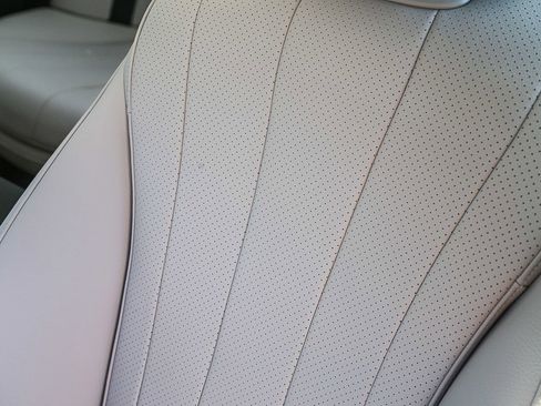 New 2025 Mercedes-Benz E 350 4MATIC Sedan image 23