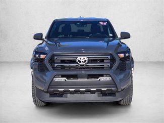 Used 2025 Toyota Tacoma SR5 AWD/4WD video 2