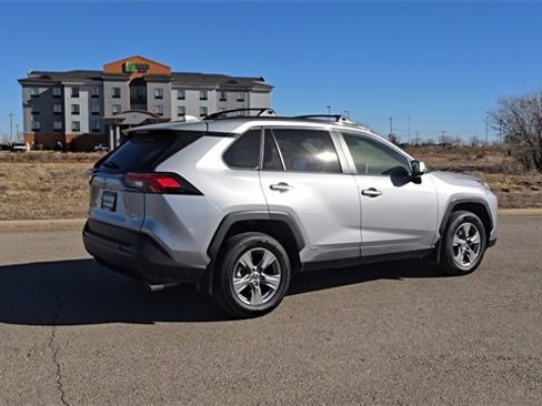 Used 2023 Toyota RAV4 XLE image 6