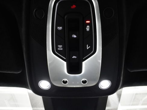 Used 2024 Lamborghini Urus S AWD/4WD image 32