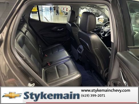 Used 2019 GMC Terrain SLT w/ Preferred Package image 11