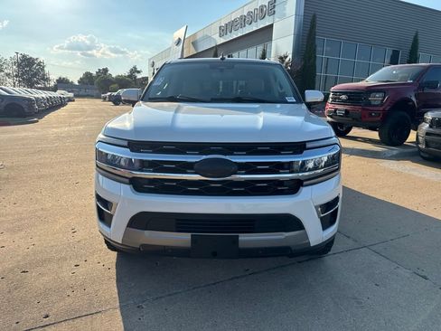 Used 2023 Ford Expedition Limited RWD image 8