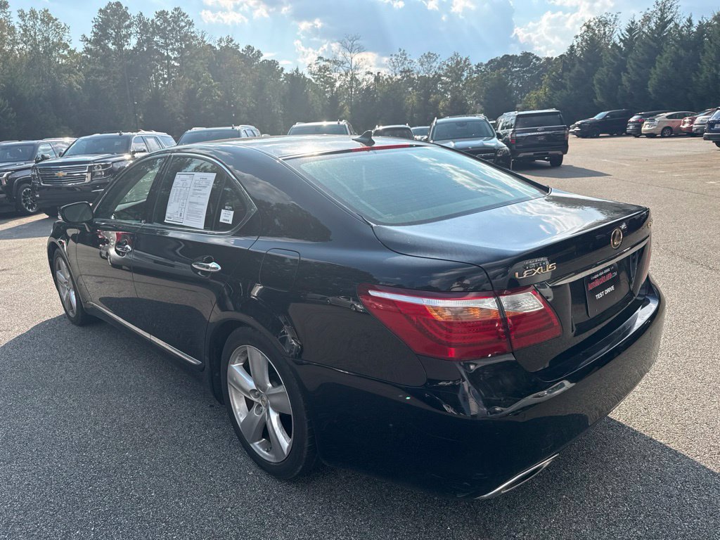 Used 2010 Lexus LS 460 RWD image 4