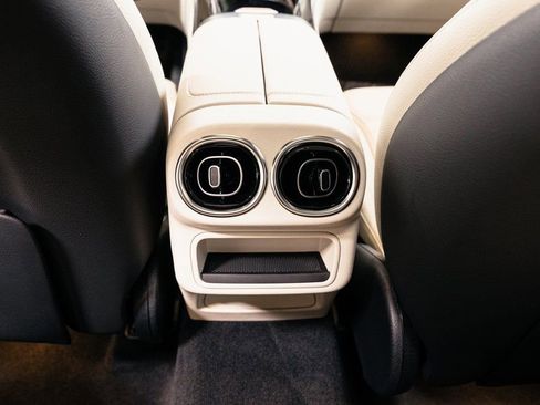 Certified 2026 Mercedes-Benz GLC 300 4MATIC image 28