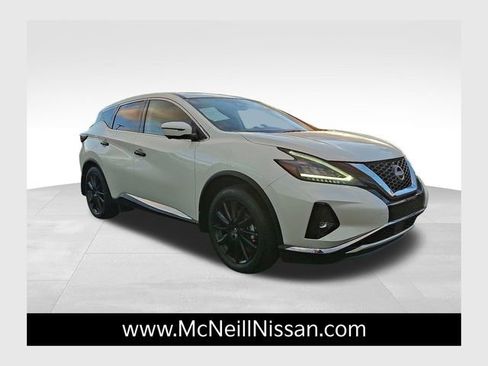 Used 2024 Nissan Murano SL image 1