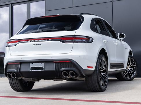 New 2026 Porsche Macan image 11