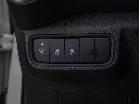 Certified 2024 Kia Soul LX w/ Option Group 015 image 21