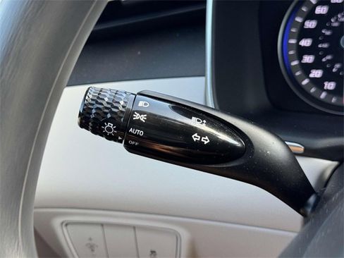 Used 2024 Hyundai Tucson SE image 25