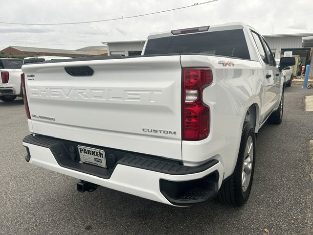 Used 2022 Chevrolet Silverado 1500 Custom AWD/4WD image 9