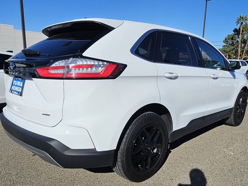 Used 2024 Ford Edge SEL image 5