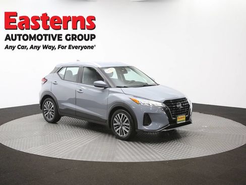 Used 2021 Nissan Kicks SV FWD image 48
