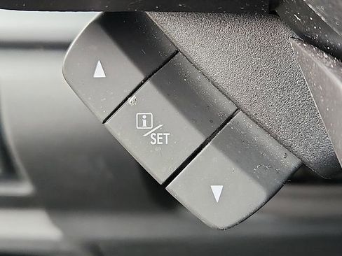 Used 2023 Subaru Forester image 24