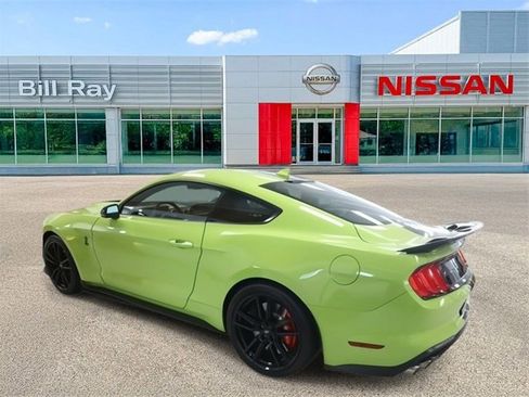 Used 2020 Ford Mustang Shelby GT500 w/ Technology Package image 4