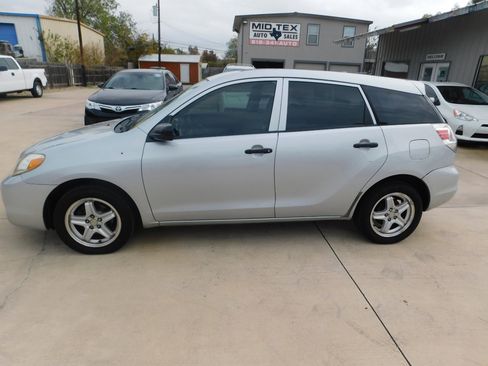 Used 2005 Toyota Matrix 4dr Wgn Auto FWD image 4