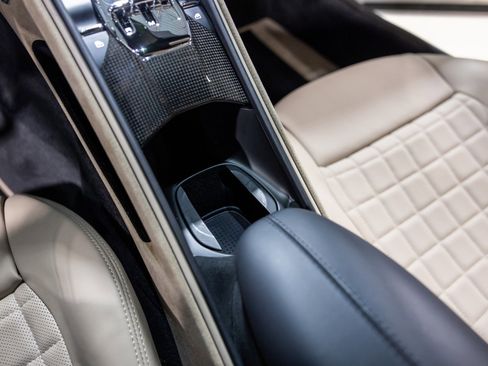 Used 2024 Ferrari Roma image 44