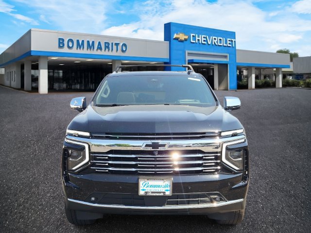 New 2025 Chevrolet Suburban Premier AWD/4WD image 8
