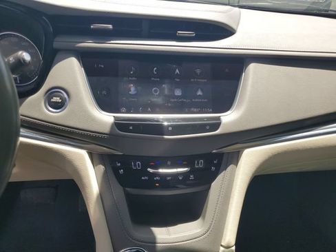 Used 2021 Cadillac XT5 Premium Luxury FWD image 18
