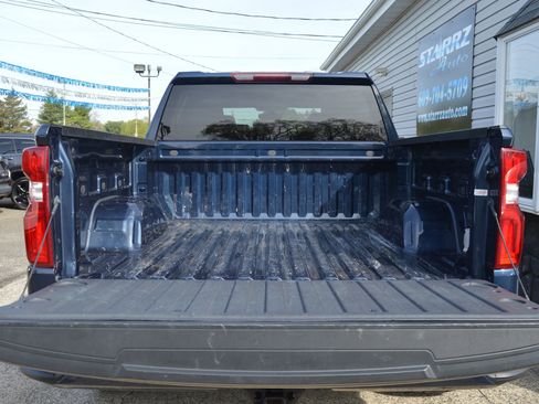 Used 2021 Chevrolet Silverado 1500 Custom image 9