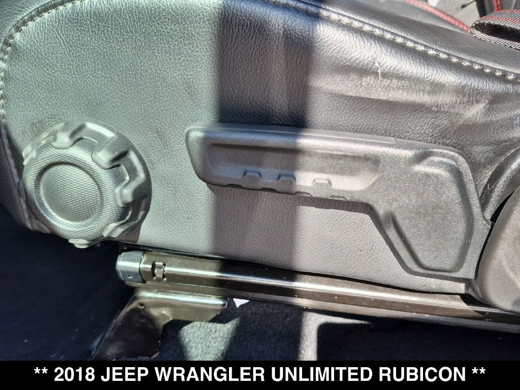 Used 2018 Jeep Wrangler Unlimited Rubicon w/ Dual Top Group AWD/4WD image 20