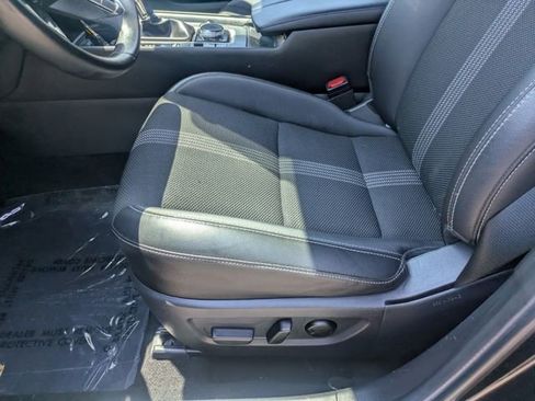 Used 2025 MAZDA CX-50 AWD 2.5 S w/ Preferred Package image 19