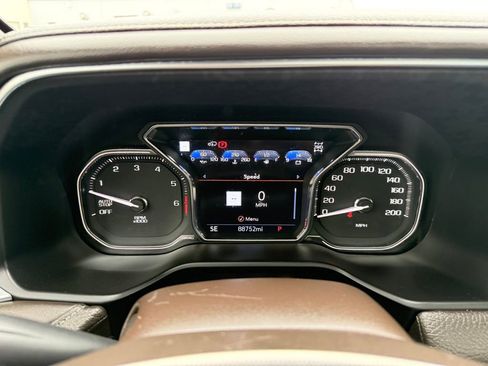 Used 2021 GMC Yukon Denali w/ Denali Ultimate Package AWD/4WD image 36