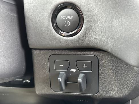 New 2026 Toyota Tundra Platinum image 31